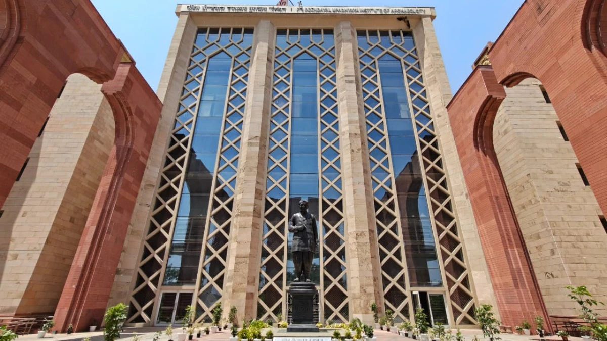 A ₹289 Crore Campus, But Where Are the Students?